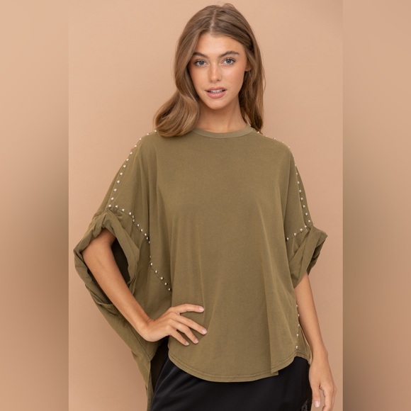 Studded Oversized High Low T Shirt - Picture 1 of 5